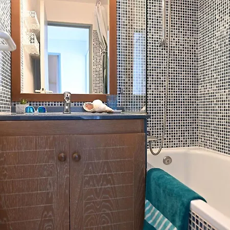 Appartamento Le Hameau - L2 202 By Interhome