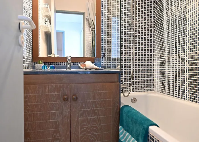 Апартаменты Le Hameau - L2 202 By Interhome